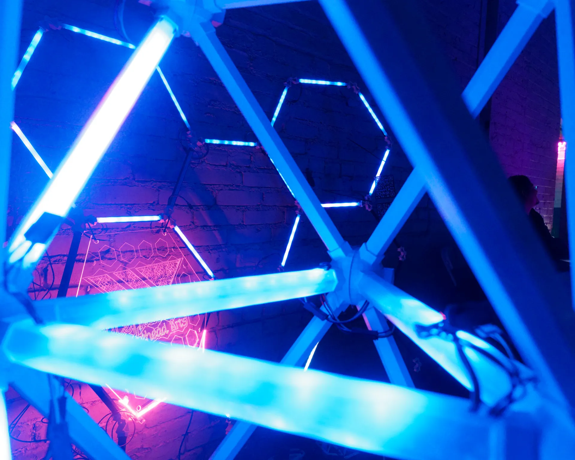 SpaceframeSCAD: Large-scale light-up sculptures, 3D printed, portable in a ziploc bag
